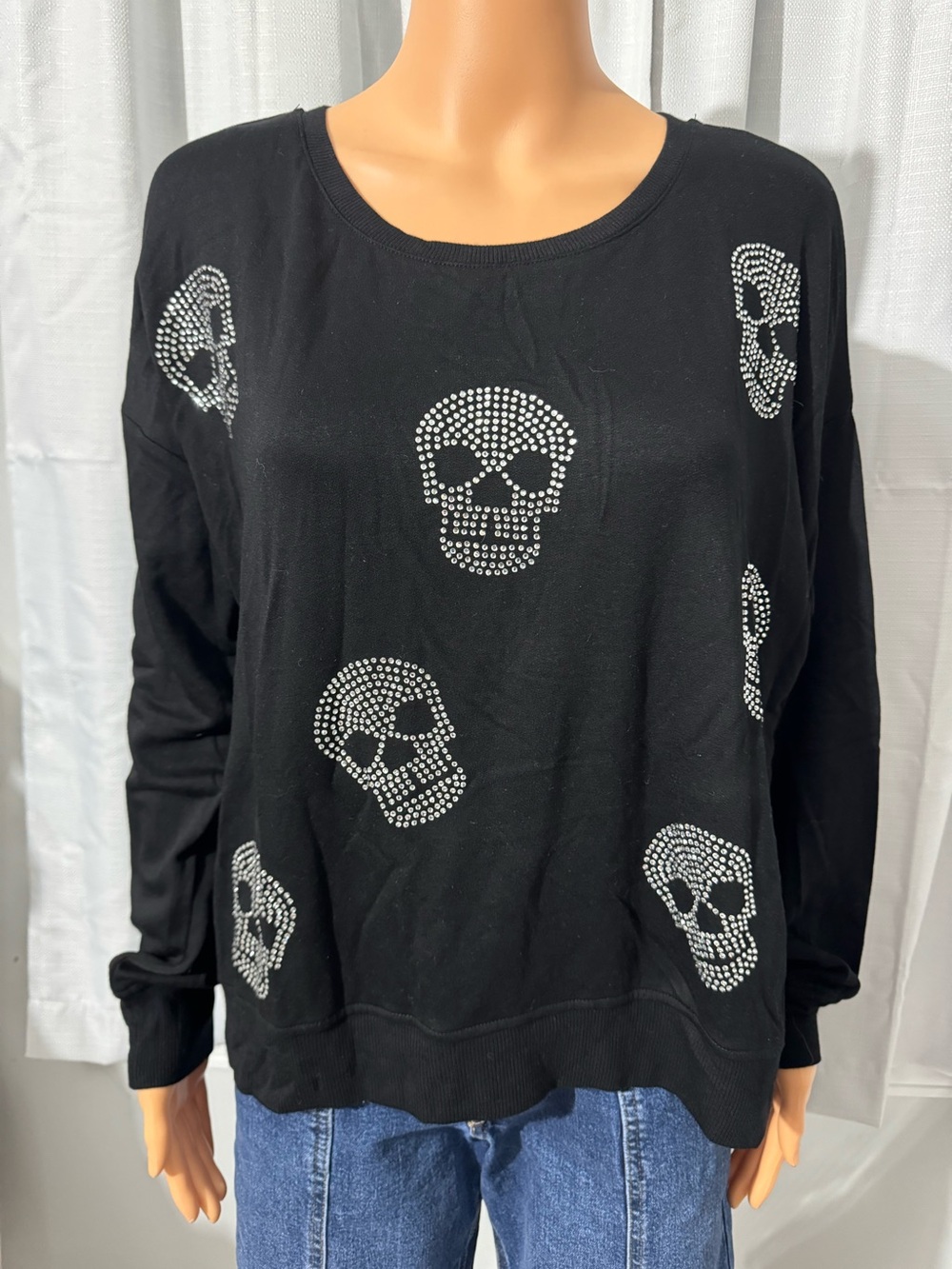 Cool Cynthia Rowley size L black rhinestone skull long sleeve pullover shirt new